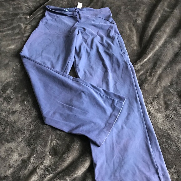 Patagonia lounge or workout pants - Picture 3 of 5